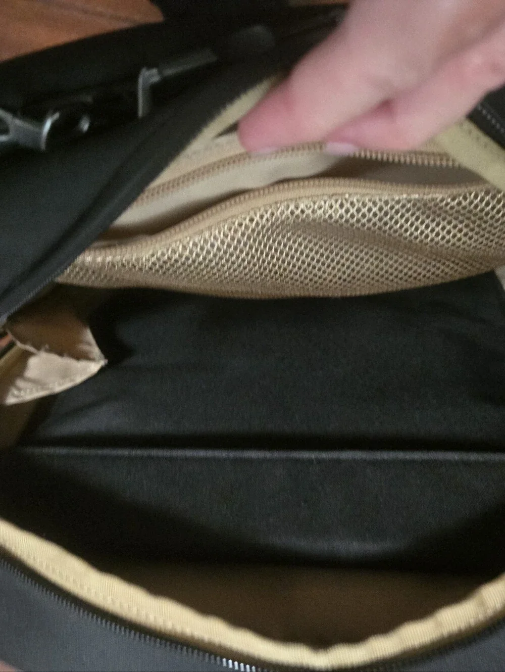 Never Used Pacsafe X SLNT faraway Backpack With Laptop Sleeve